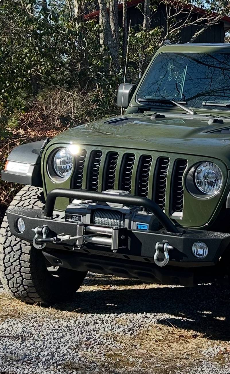 Jeep Gladiator Name this winch bumper. IMG_2305