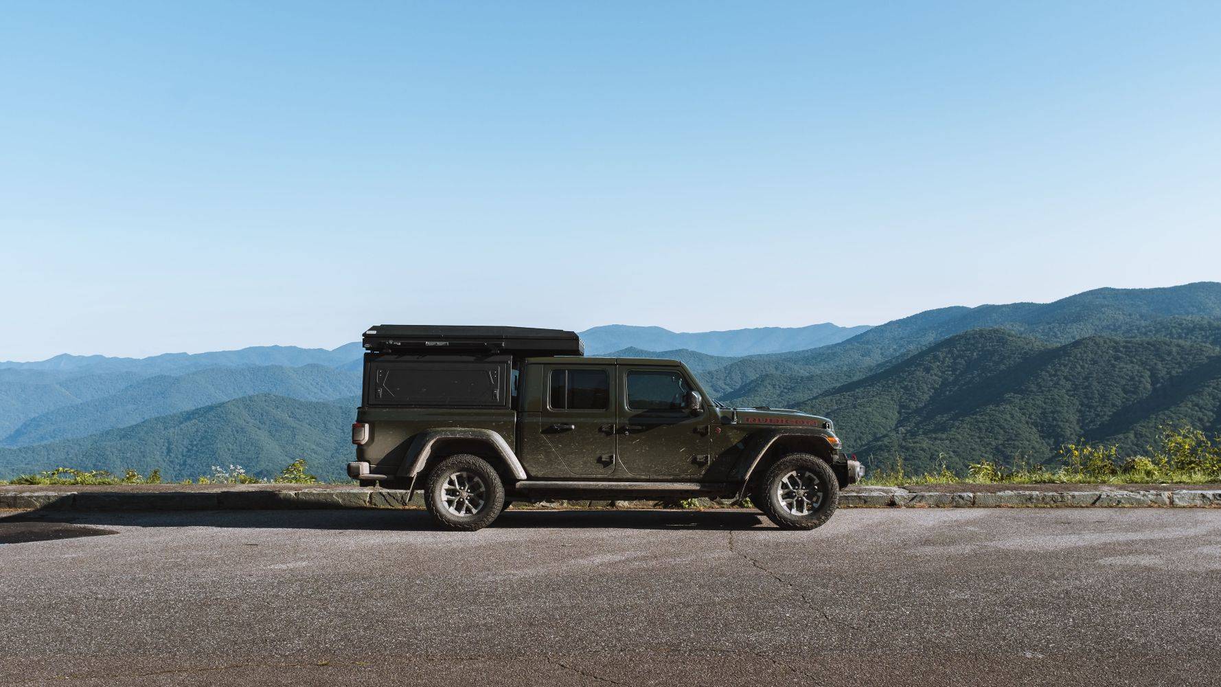 Jeep Gladiator Rear Spring Assist for Overland Setup _DSF6887