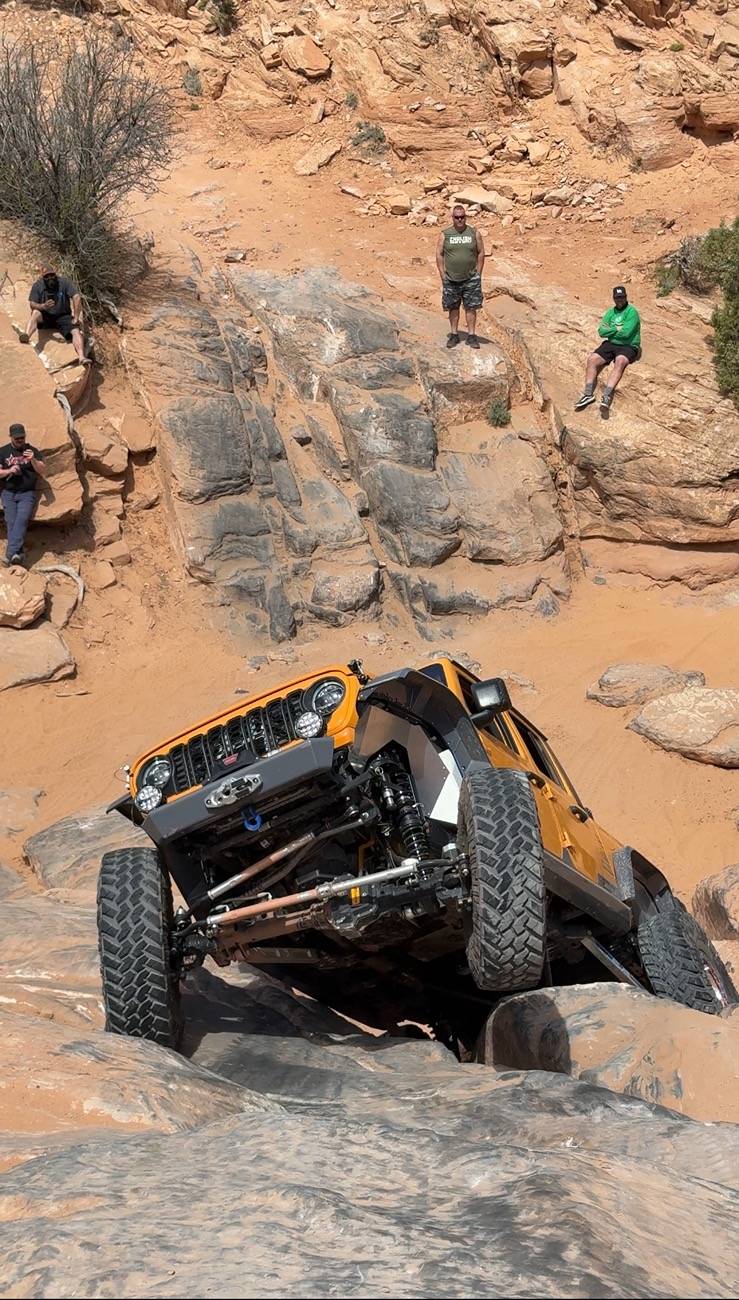 Jeep Gladiator Offroad baby, pucker up. IMG_3317
