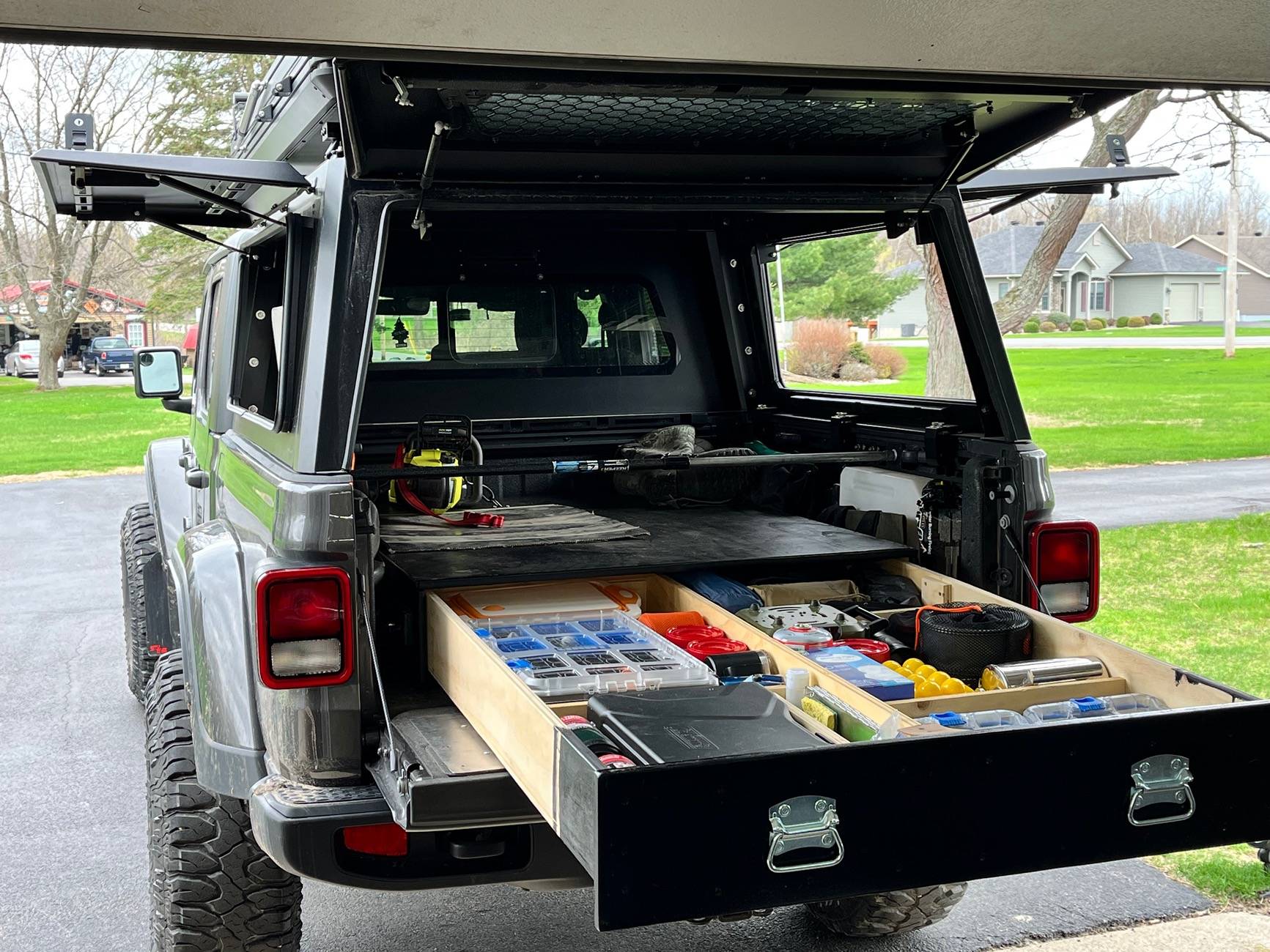 Jeep Gladiator Indecisive on Overland Setup IMG_4528