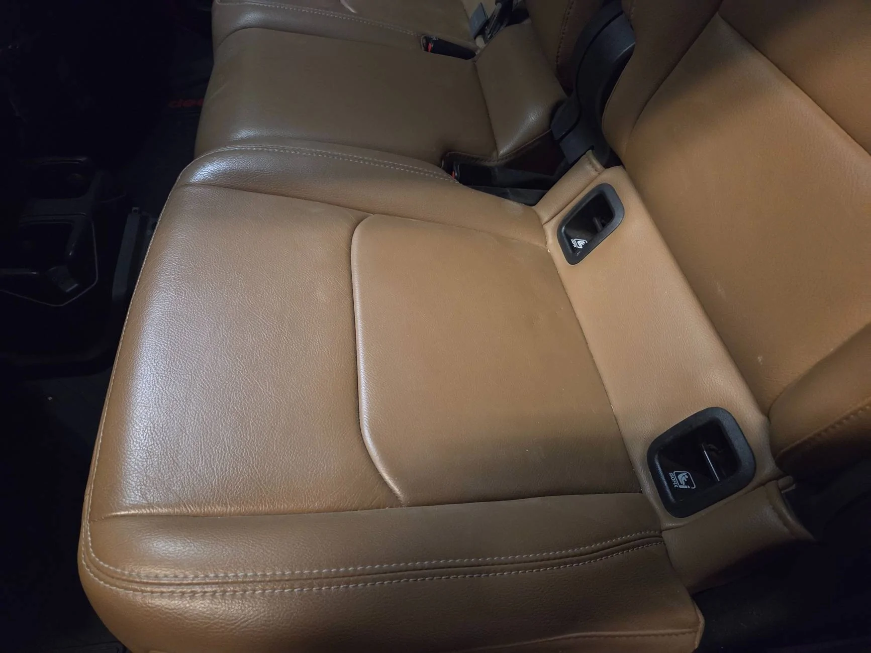 Jeep Gladiator Tan Leather Rear Seat For Sale 20250523_135158
