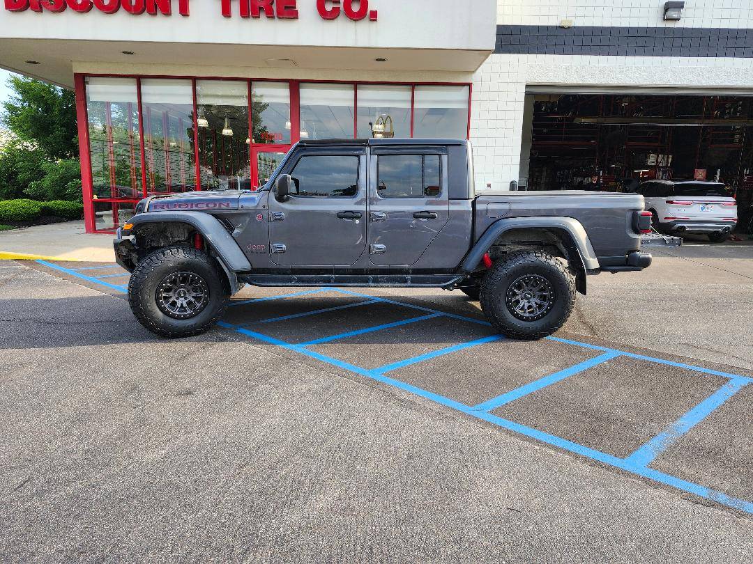 Jeep Gladiator Tires and Lifts Jeep New Shoes