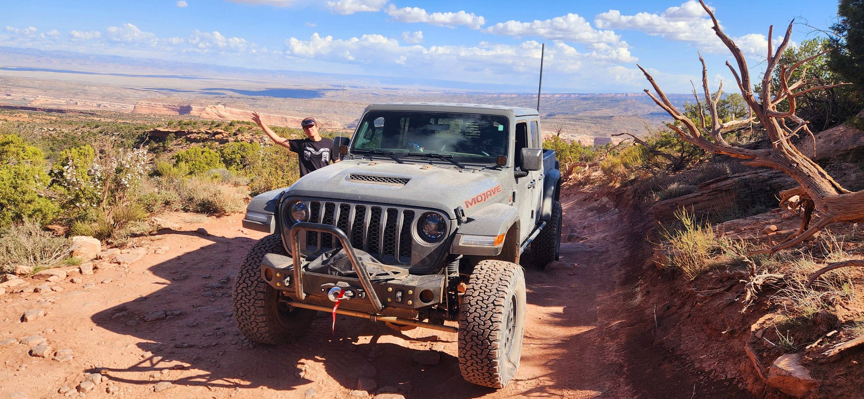 Jeep Gladiator Easter Jeep Safari 2025 Day #6  Top of the World 20250417_095854