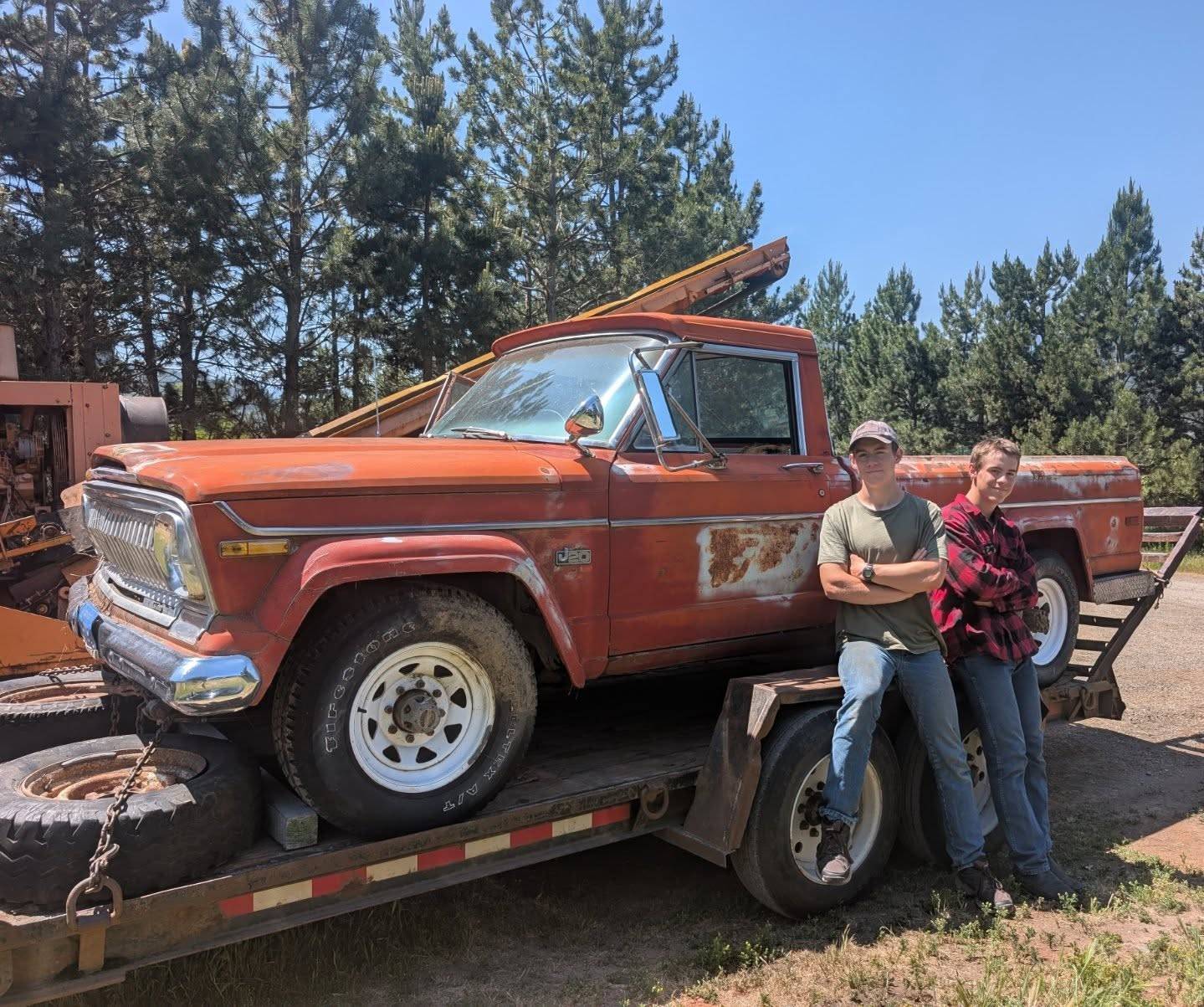Jeep Gladiator The Twins' 73 500520148_18500095975053744_2511451427422316829_n