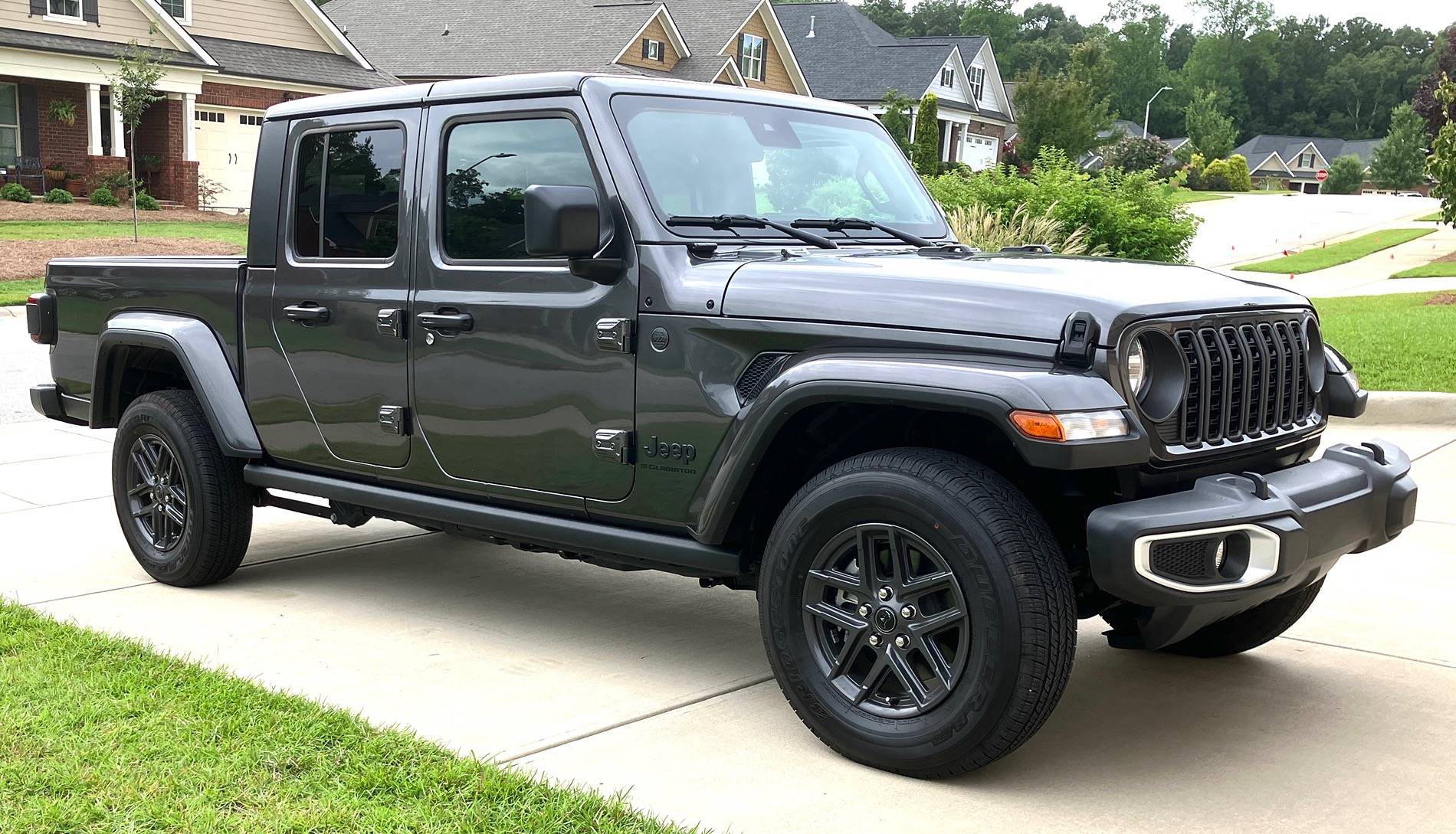 Jeep Gladiator Jeep Gladiator Dark Sky Announced IMG_4134