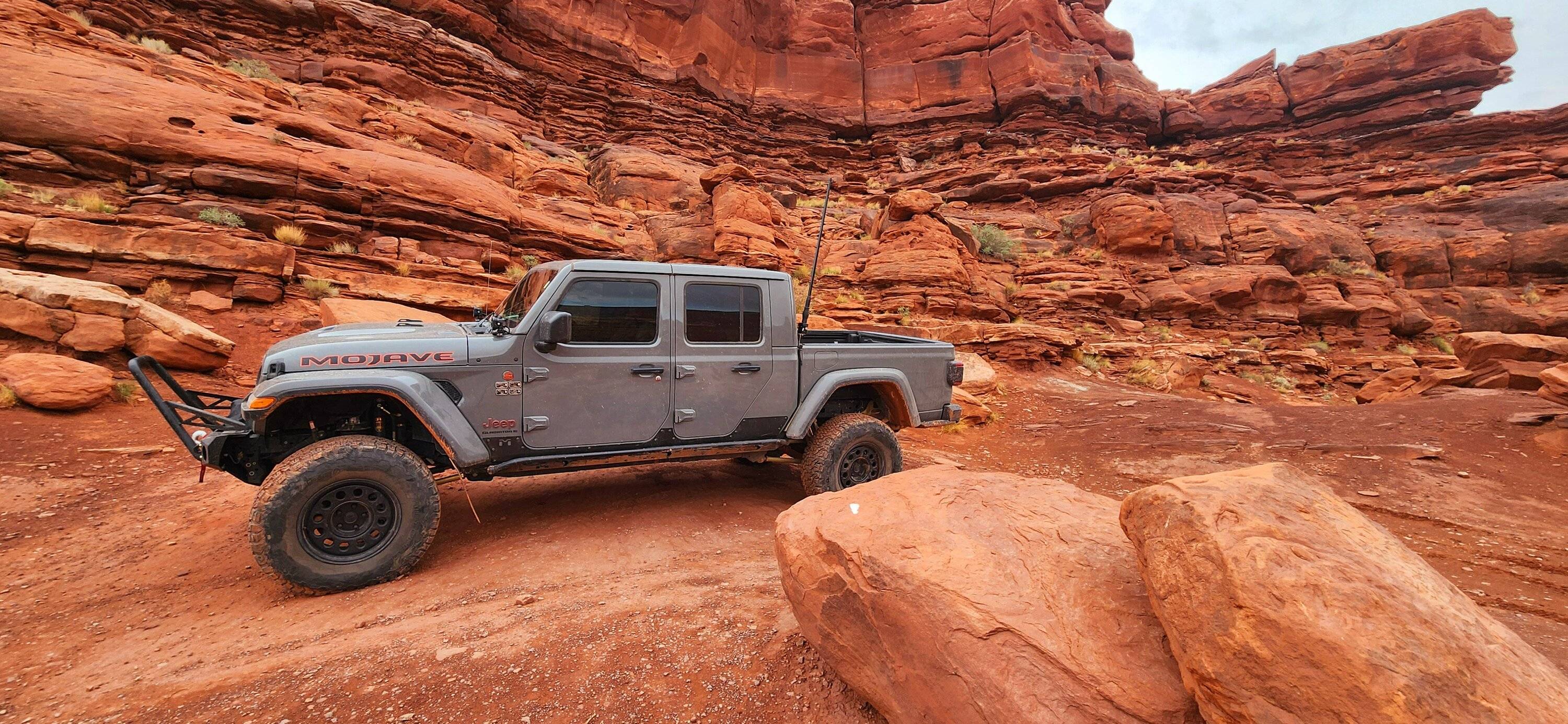Jeep Gladiator Easter Jeep Safari 2025 Day #7 Hurrah Pass & Chicken Corners 20250418_102003
