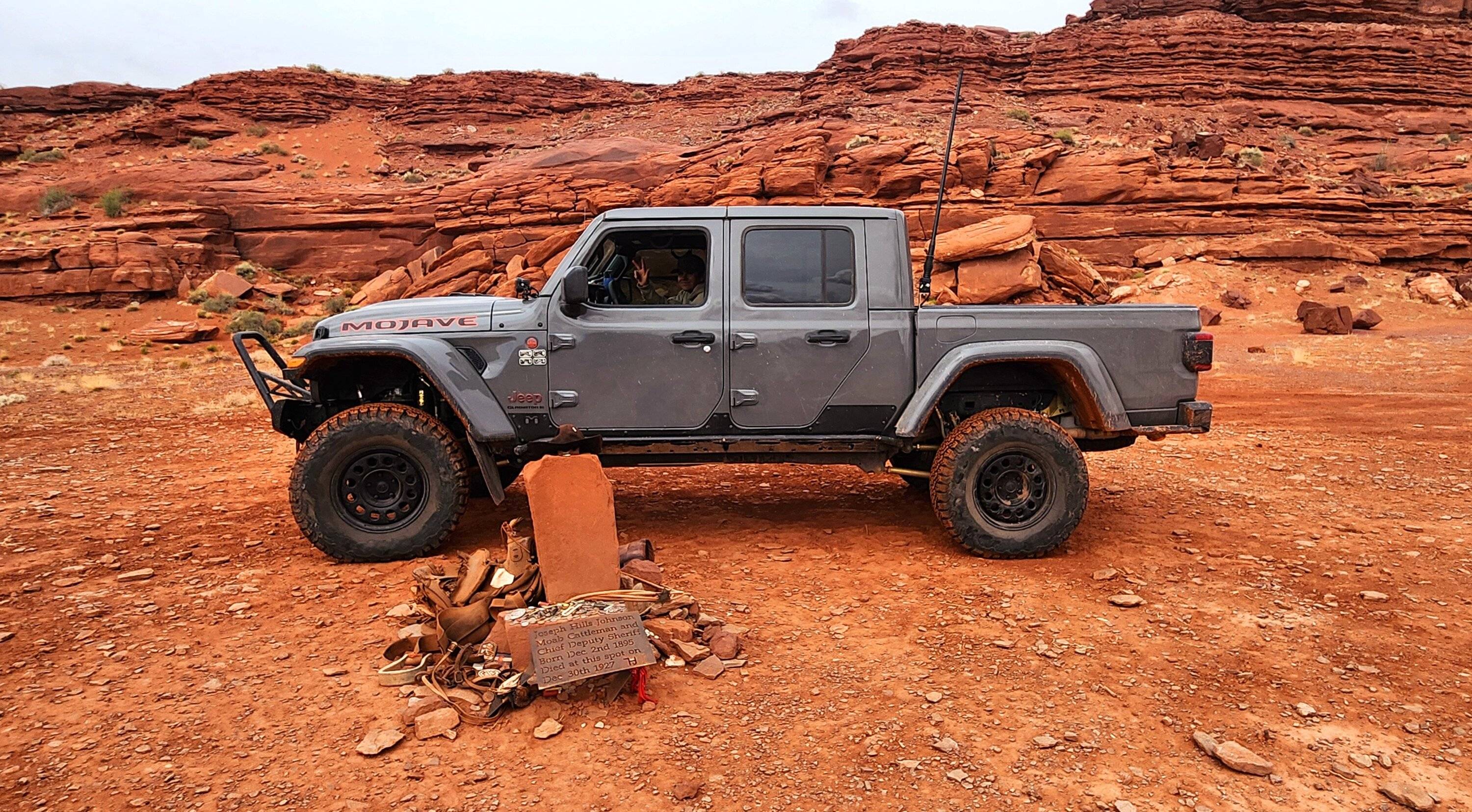 Jeep Gladiator Easter Jeep Safari 2025 Day #7 Hurrah Pass & Chicken Corners 20250418_104358