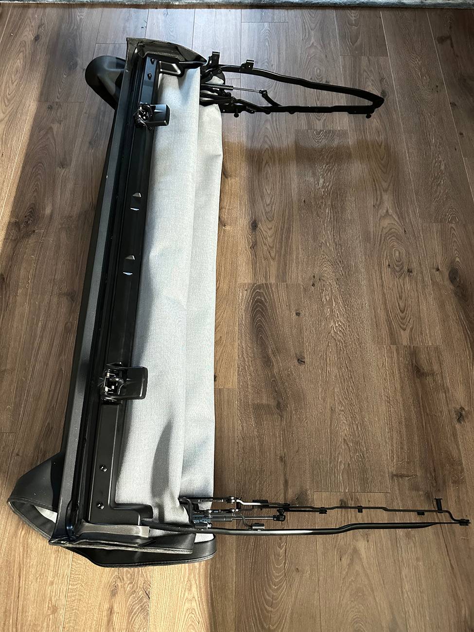 Jeep Gladiator Standard soft top with tinted window ST10