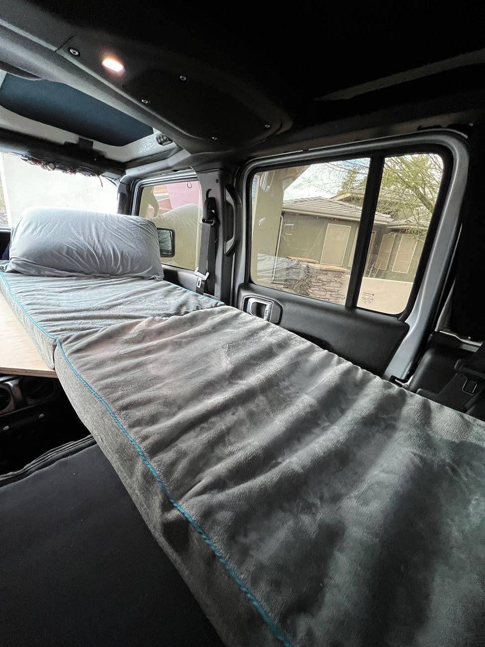 Jeep Gladiator SLEEPING in a JT IMG_0686