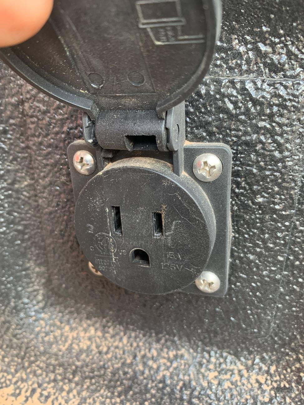 Jeep Gladiator Inverter Install image