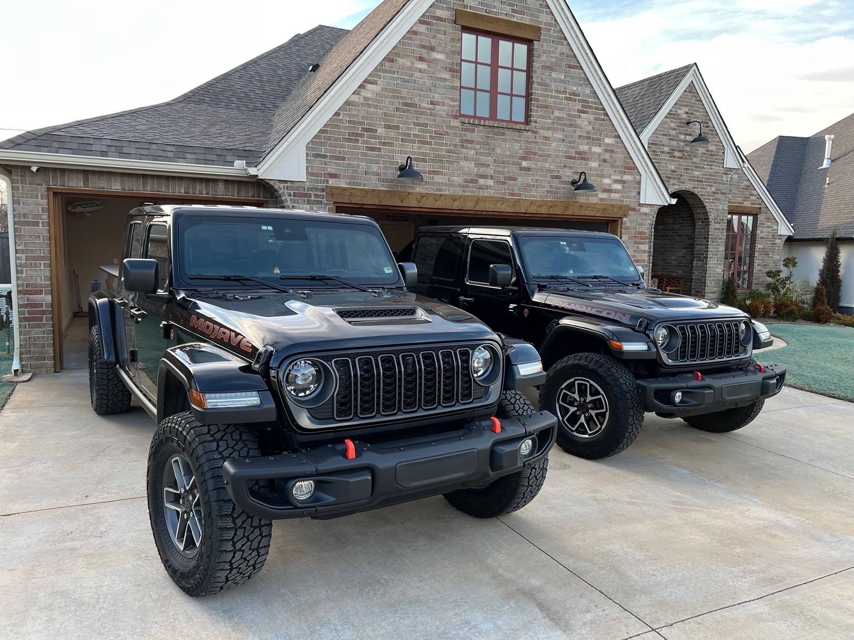 Jeep Gladiator Anyone with a 2024 Mojave X yet? IMG_1950
