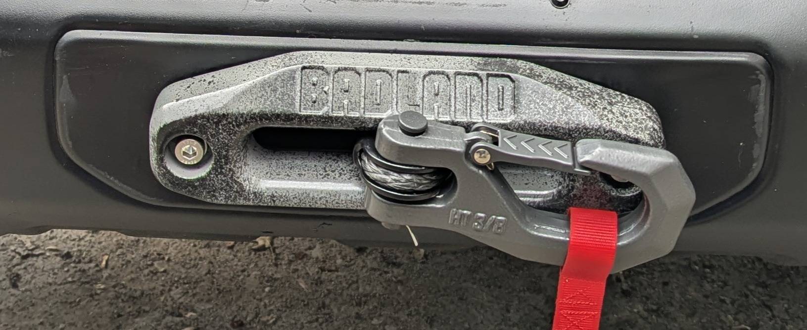 Jeep Gladiator What did you do TO your Gladiator today? [ADMIN WARNING: NO POLITICS, NO GUN TALK] front shot fairlead.JPG