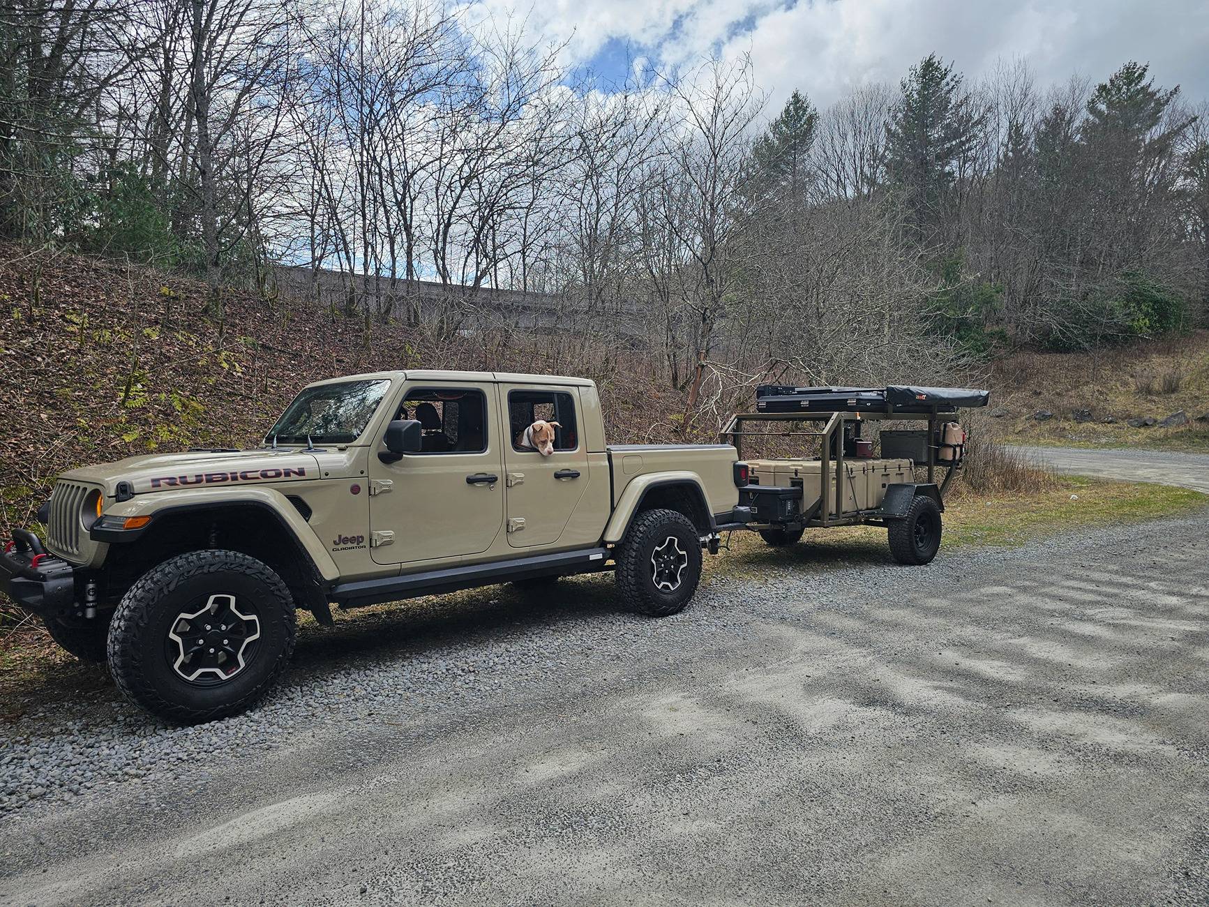 Jeep Gladiator What width 35 inch tire would look good on Sport S with max tow and rubicon type fender flares? 20250316_154852