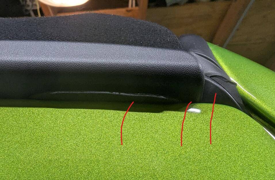 Jeep Gladiator Sunrider owners - MY mess-up, or theirs? 1748705714172-8r