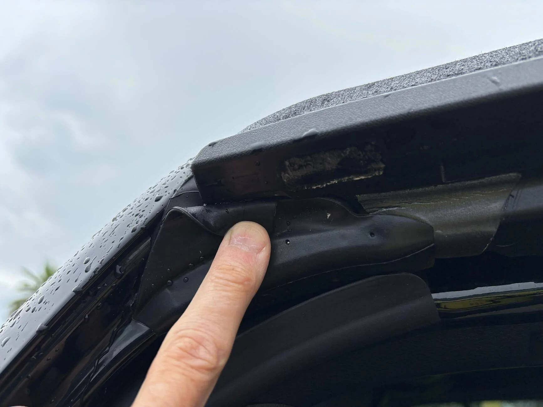 Jeep Gladiator Sunrider owners - MY mess-up, or theirs? tempImage0cBJeQ