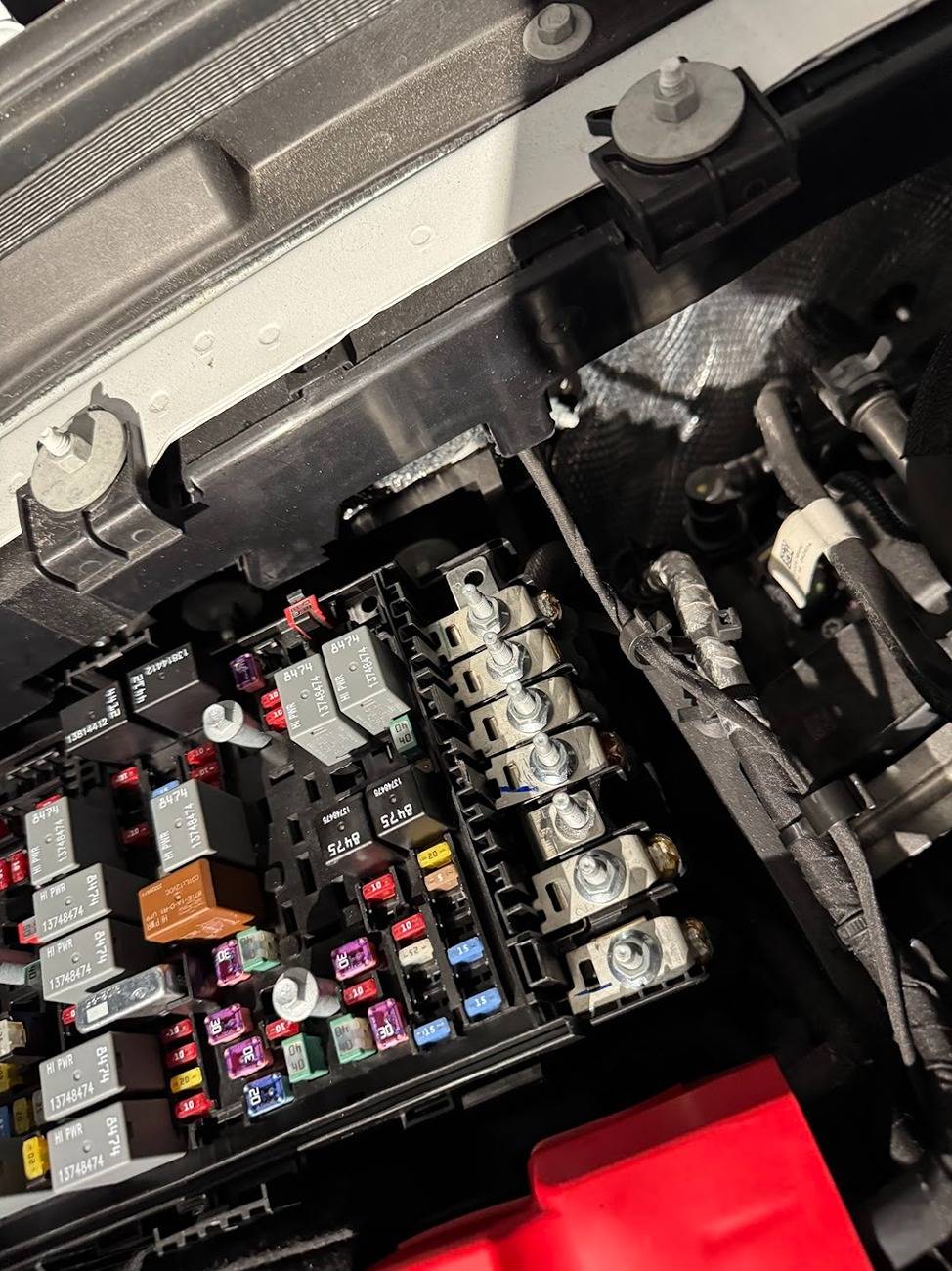Jeep Gladiator resolved - Low voltage after winch install - electrical issues continue - help please IMG_7273