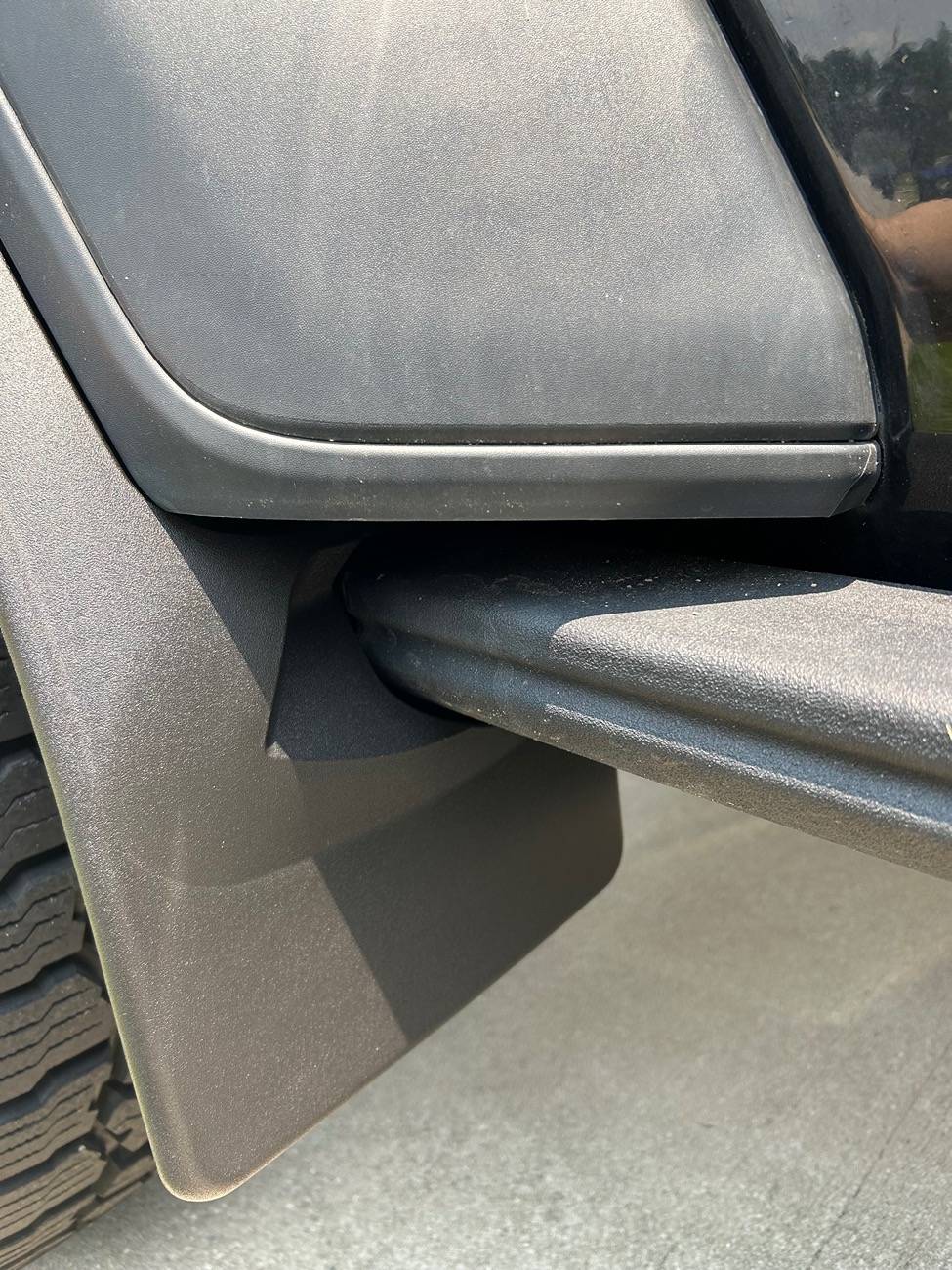 Jeep Gladiator What do you recommend for aftermarket mud flaps? IMG_8561