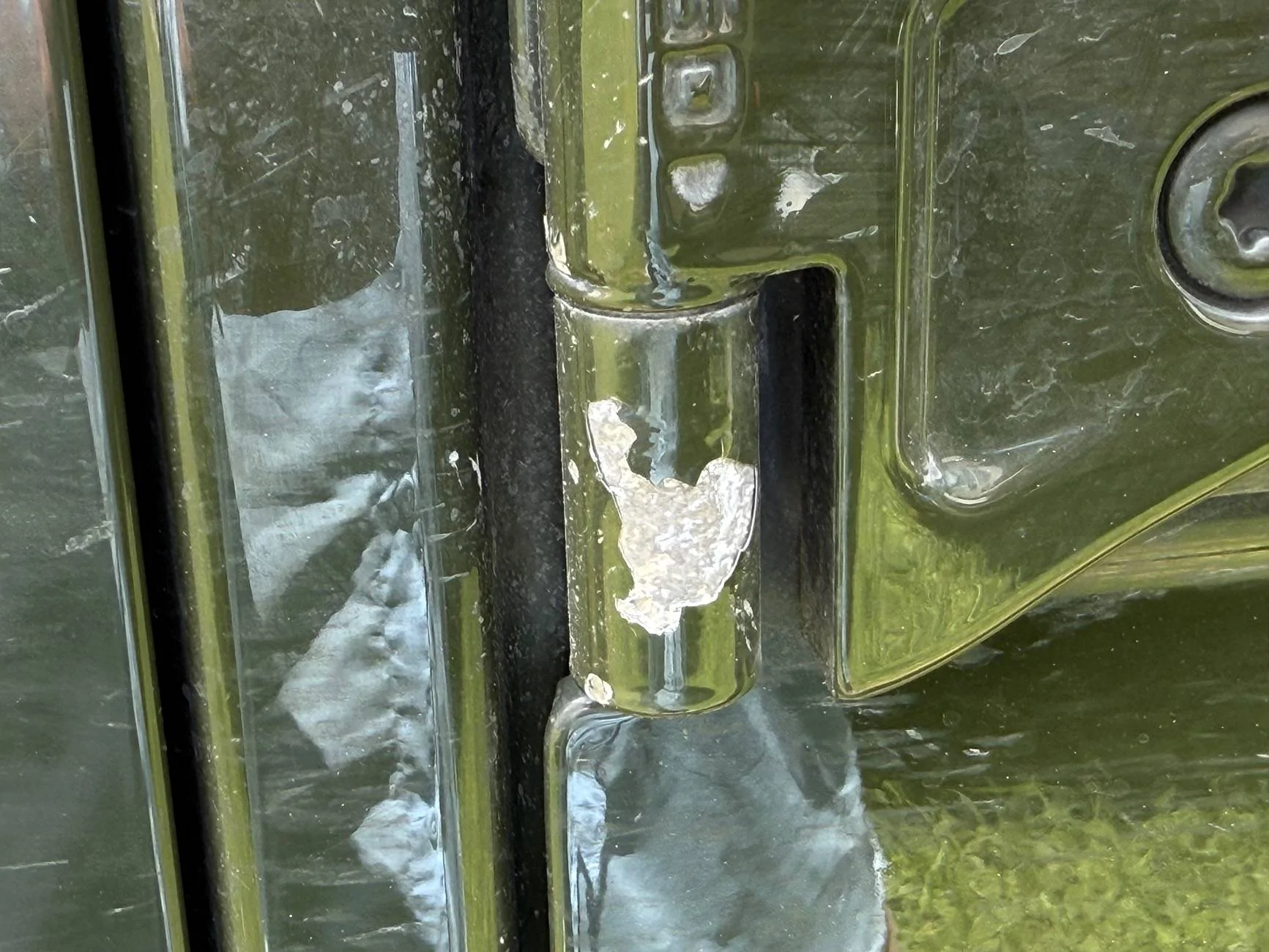 Jeep Gladiator FINALLY saw my first corrosion case yesterday. IMG_6359