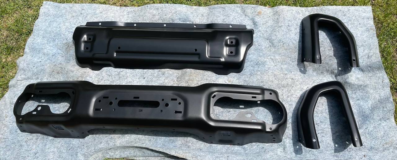 Jeep Gladiator Touchup paints for steel bumper compared IMG_3809