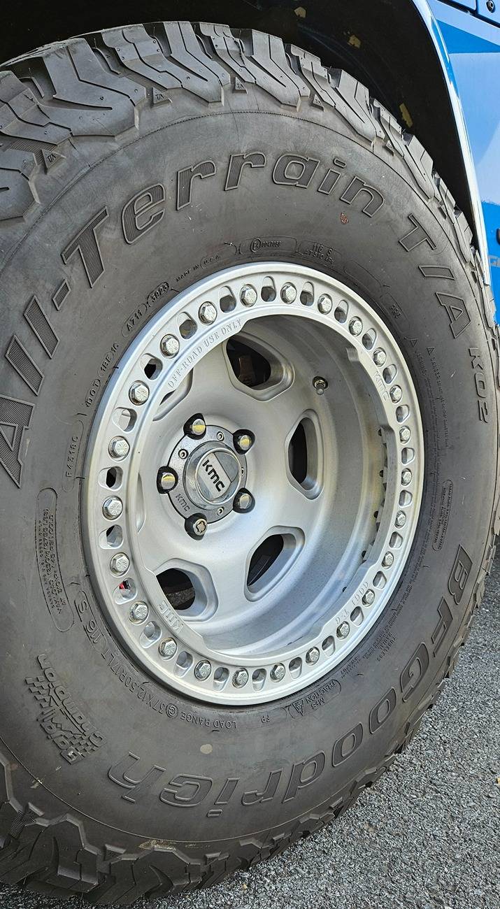 Jeep Gladiator Jeep KMC Beadlocks + BFGoodrich 37's 20250604_185208