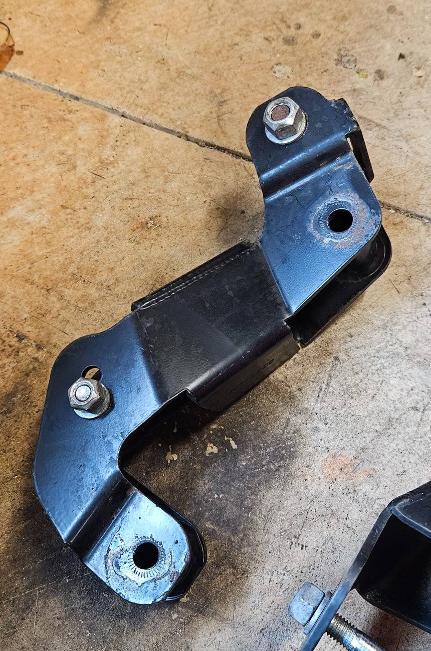 Jeep Gladiator Rustys + Rock Krawler Rear Control Arms + JKS Geometry Brackets 20250504_145543
