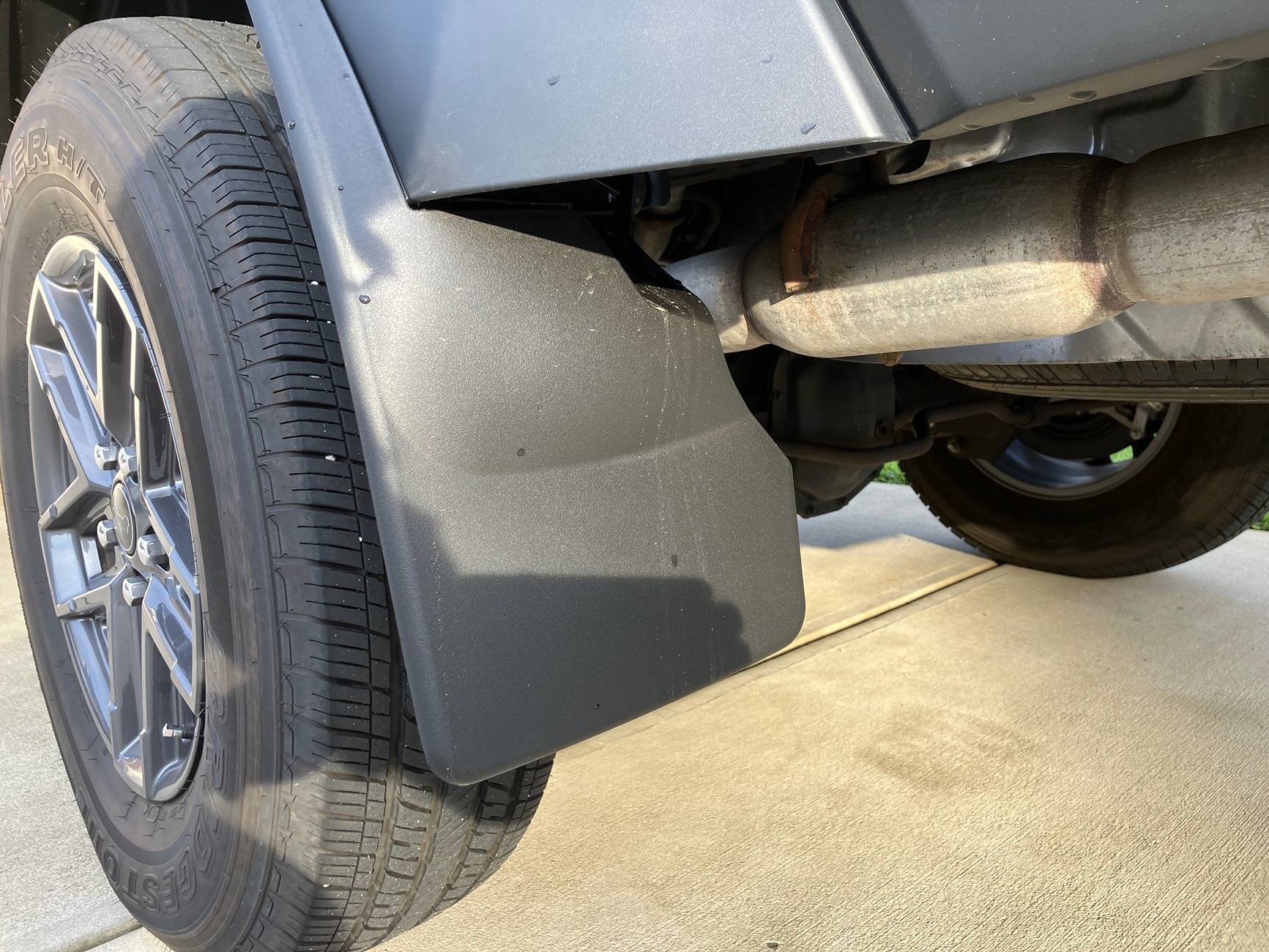 Jeep Gladiator What do you recommend for aftermarket mud flaps? IMG_4889