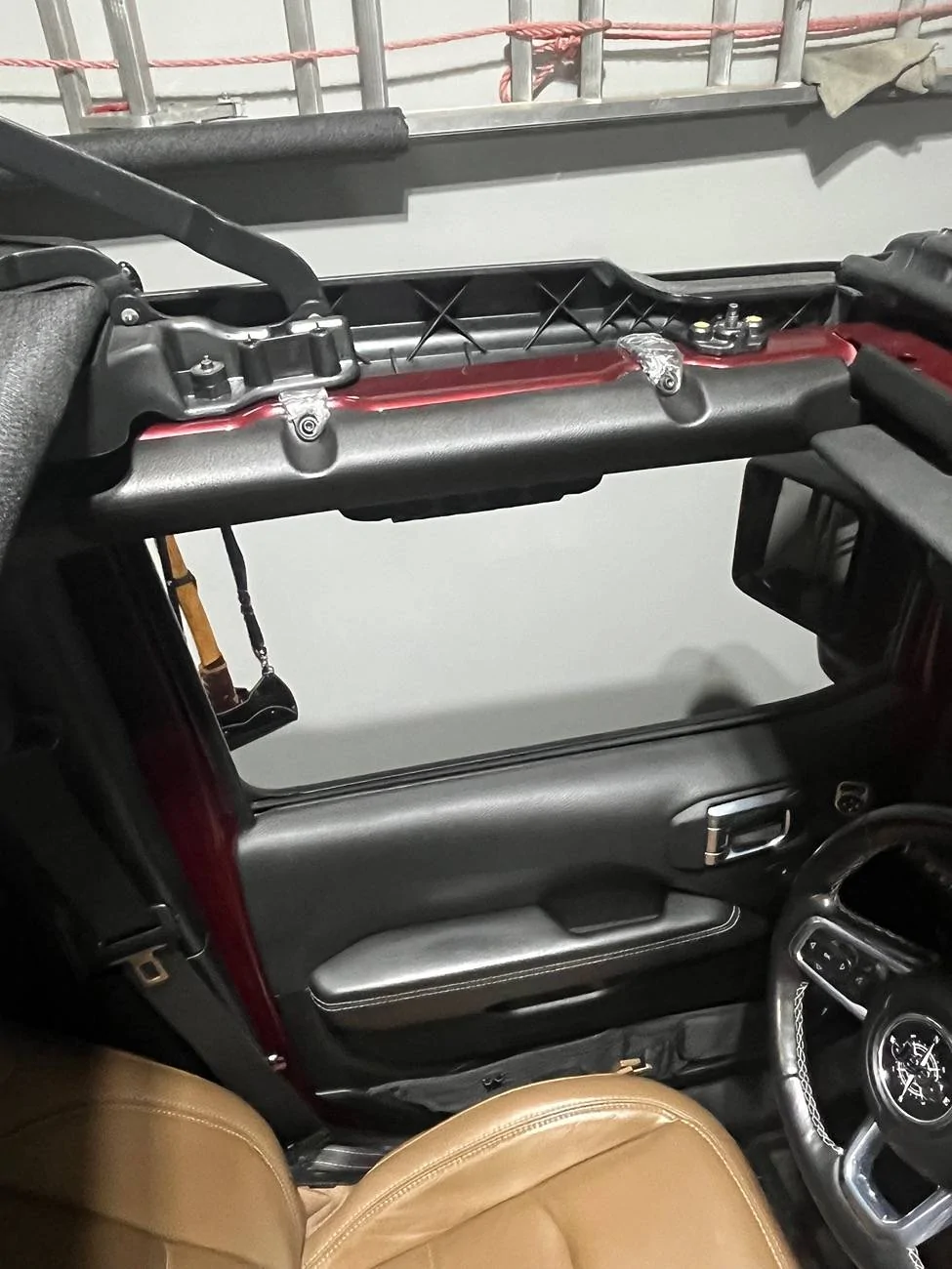 Jeep Gladiator Sunrider owners - MY mess-up, or theirs? IMG_2228