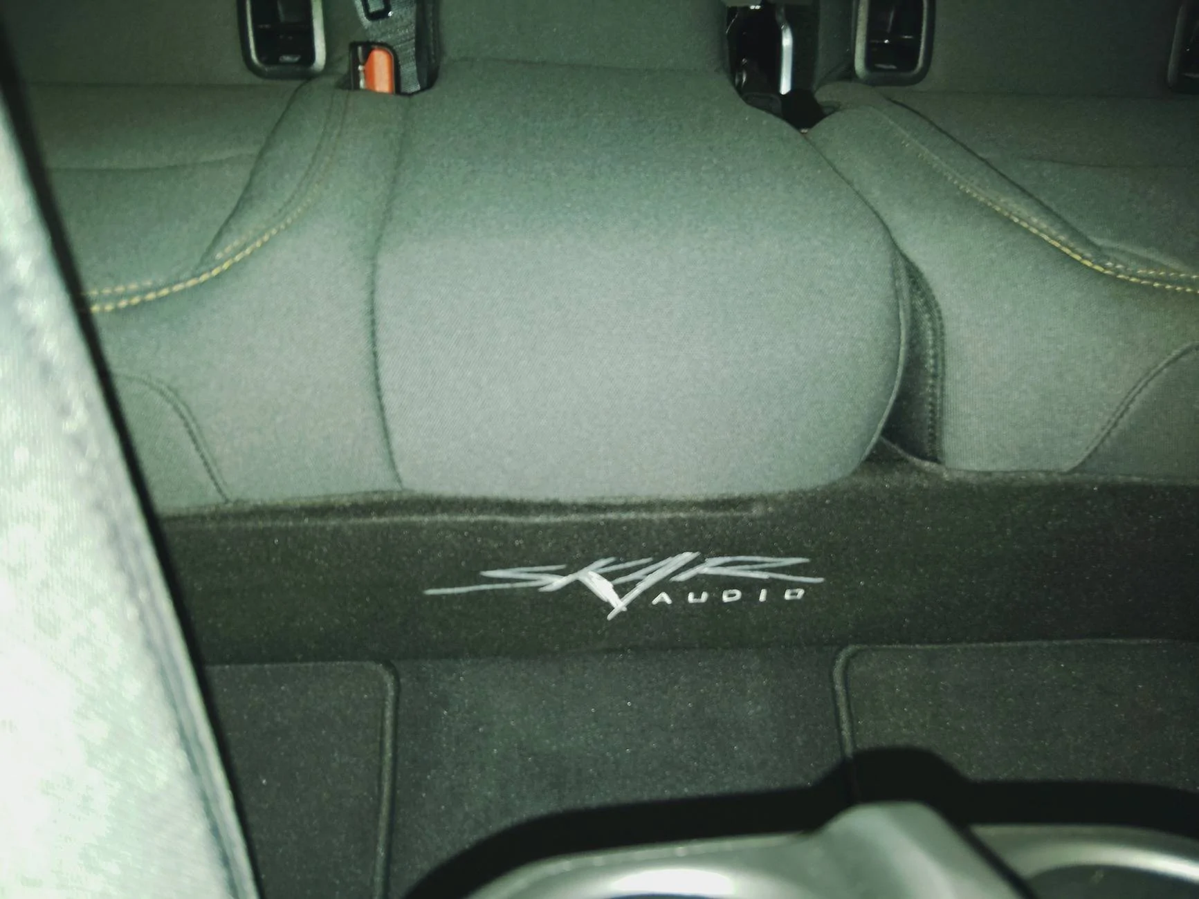 Jeep Gladiator Passenger rear subwoofer build 1000007491