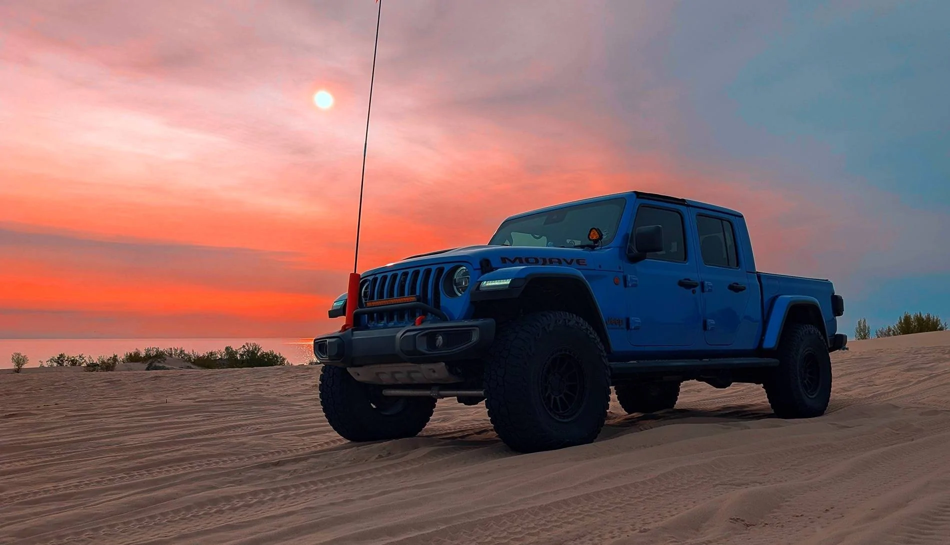 Jeep Gladiator HYDRO BLUE PEARL Gladiator JT Club PXL_20250531_234247926.MP~3