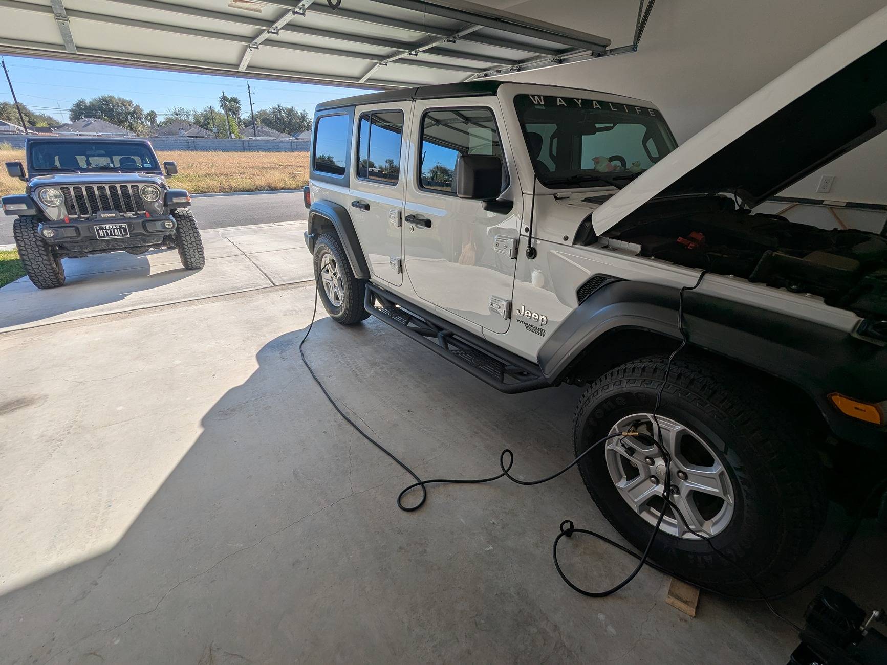 Jeep Gladiator Anybody got a Wrangler? PXL_20241229_155002172