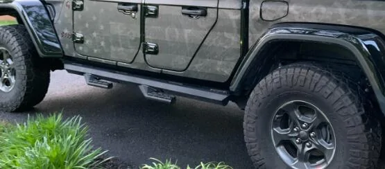 Jeep Gladiator Who makes these running boards? 1749660085048-mu