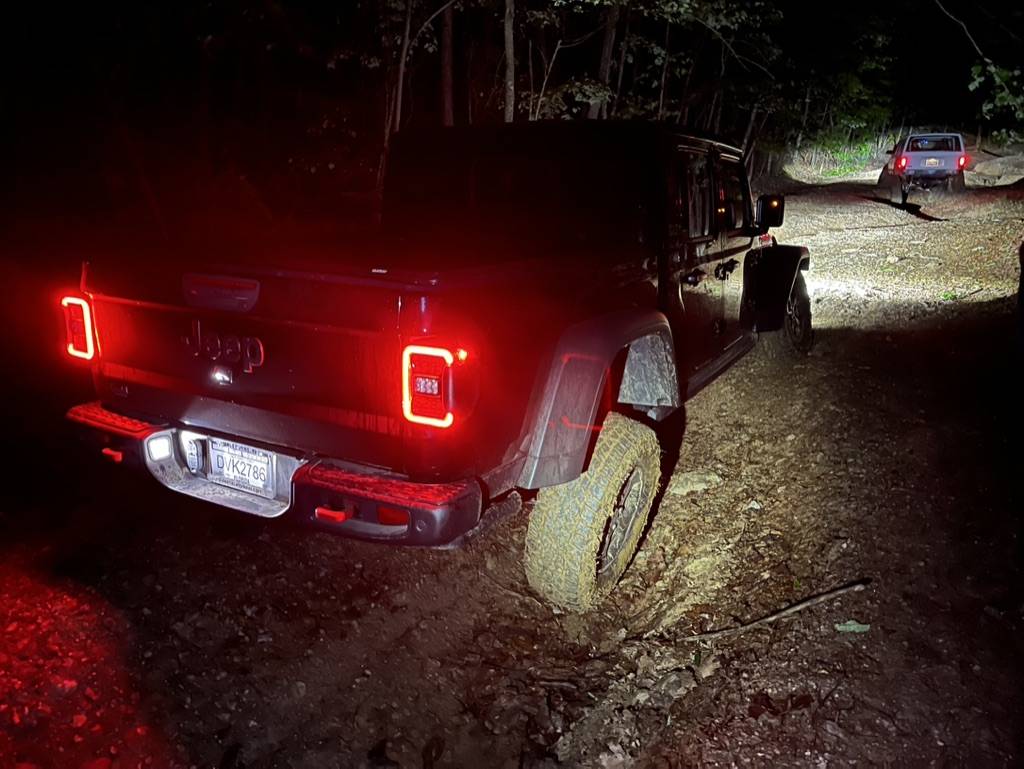 Jeep Gladiator Alabama Gladiators 4CFAECC0-673E-4FC4-A8B9-208B3E17CCF3_1_105_c