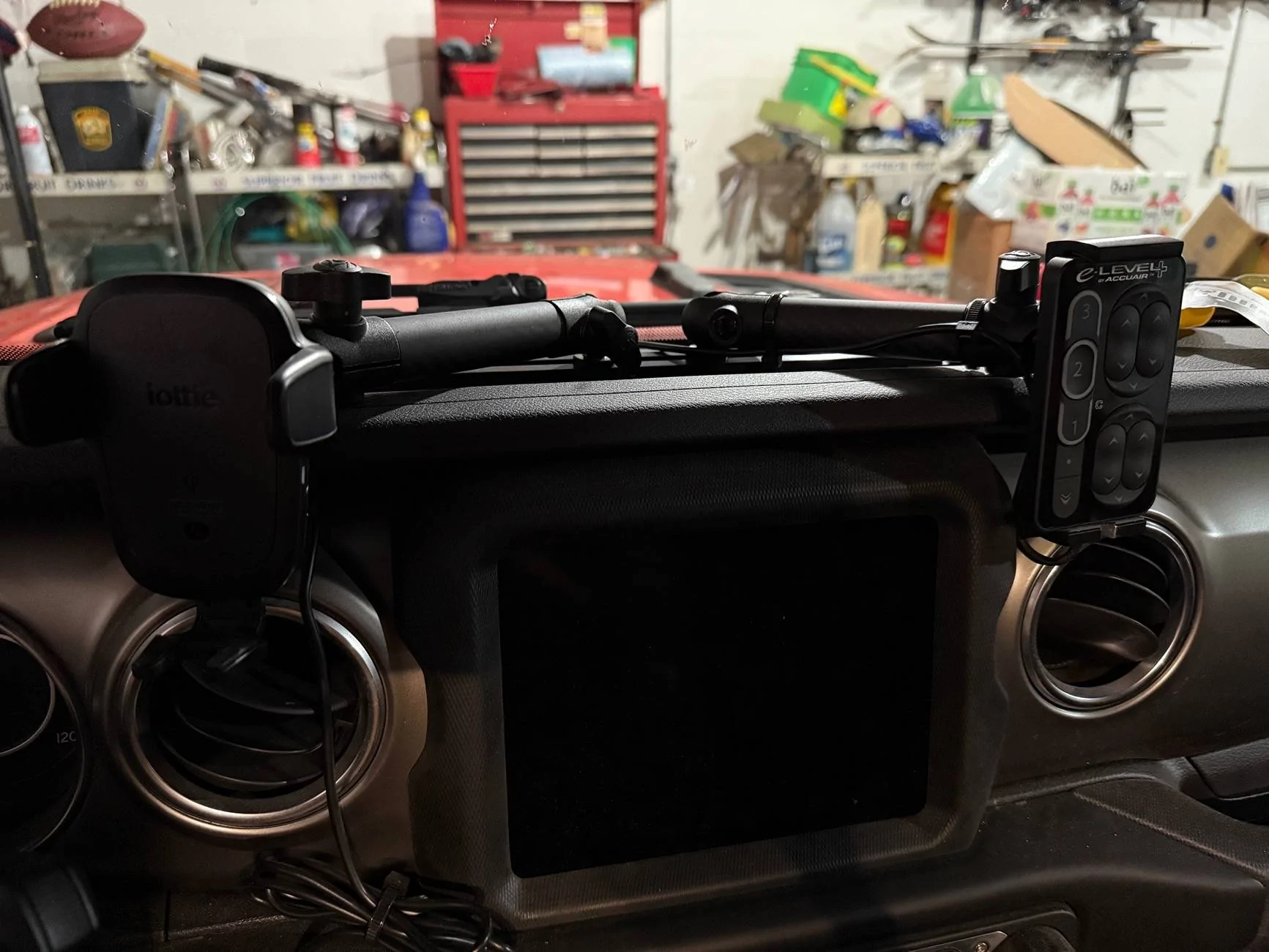Jeep Gladiator Mopar Dash Accessory Rail for mounting phones, ect IMG_0540