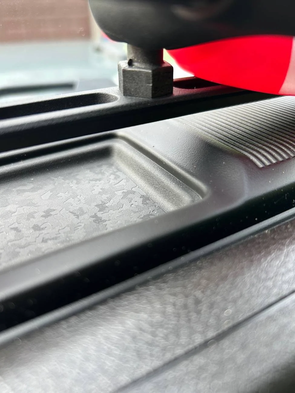 Jeep Gladiator Mopar Dash Accessory Rail for mounting phones, ect IMG_0228