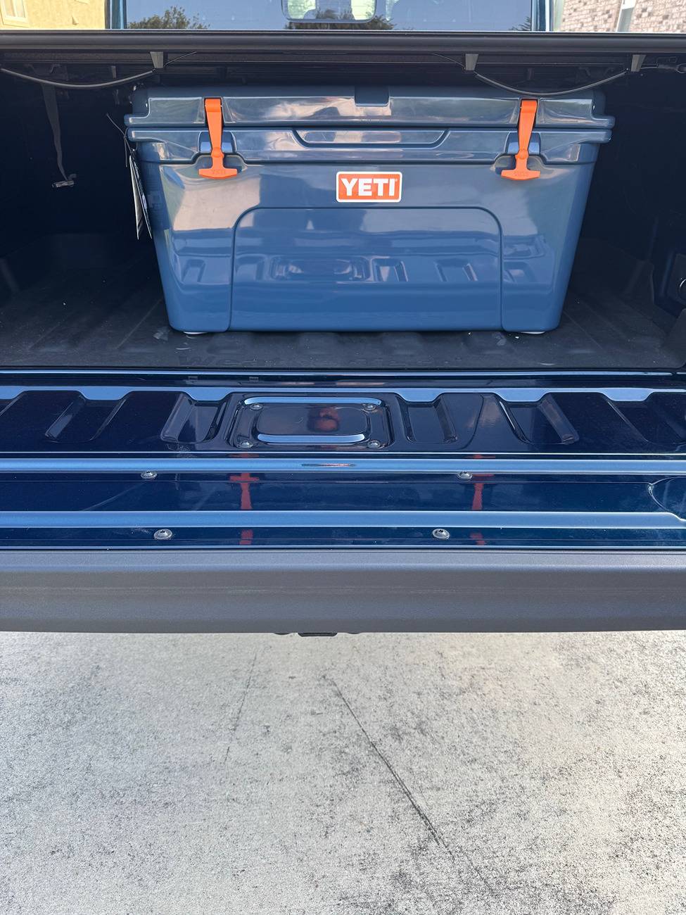 Jeep Gladiator WorkSport AL4 Tonneau Review IMG_0443