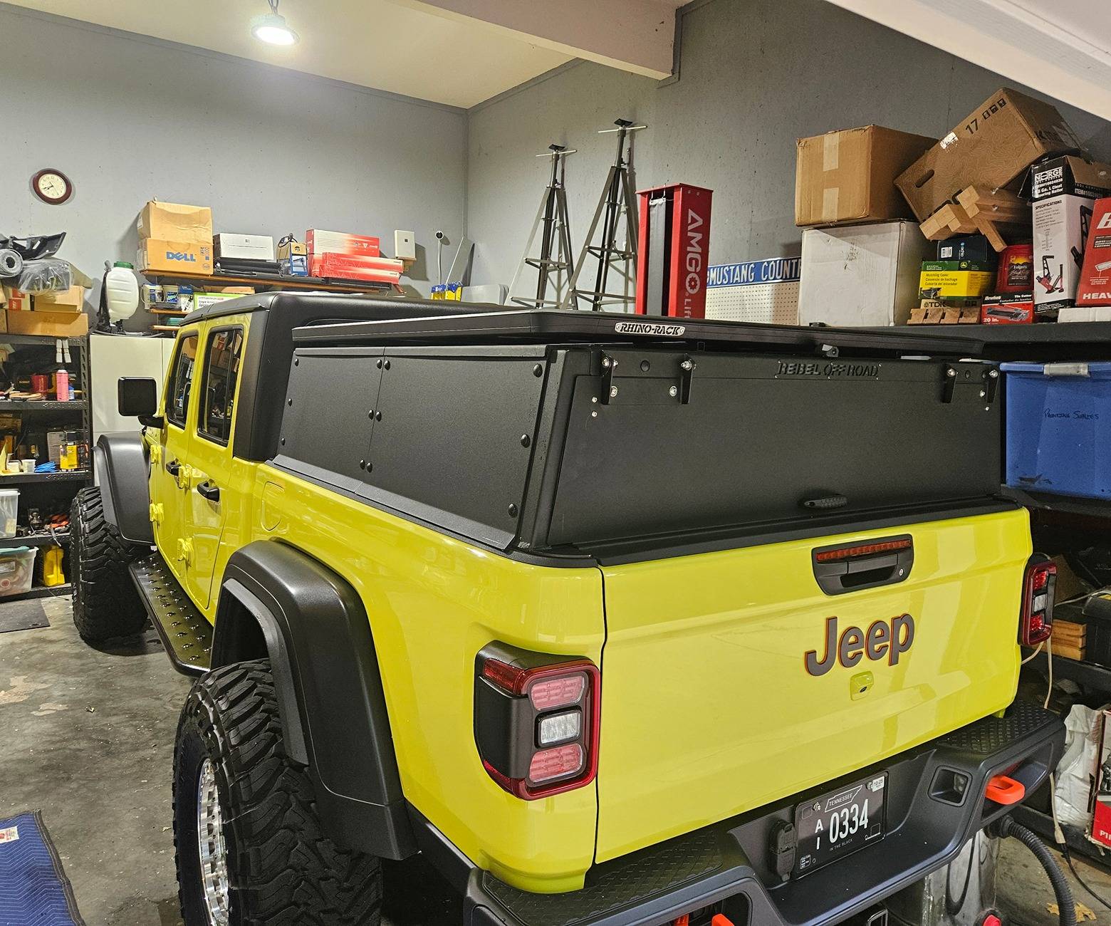 Jeep Gladiator Anyone mount a roof platform on top of a bed rack? 20250614_173400
