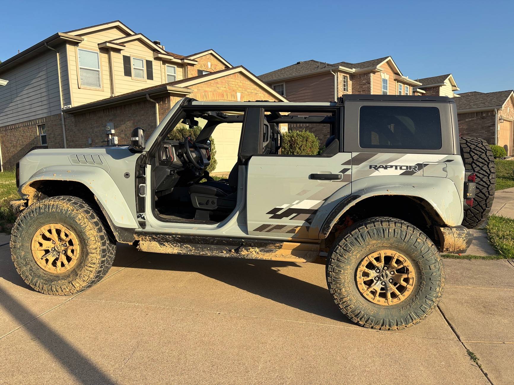 Jeep Gladiator Anybody got a Wrangler? IMG_4411