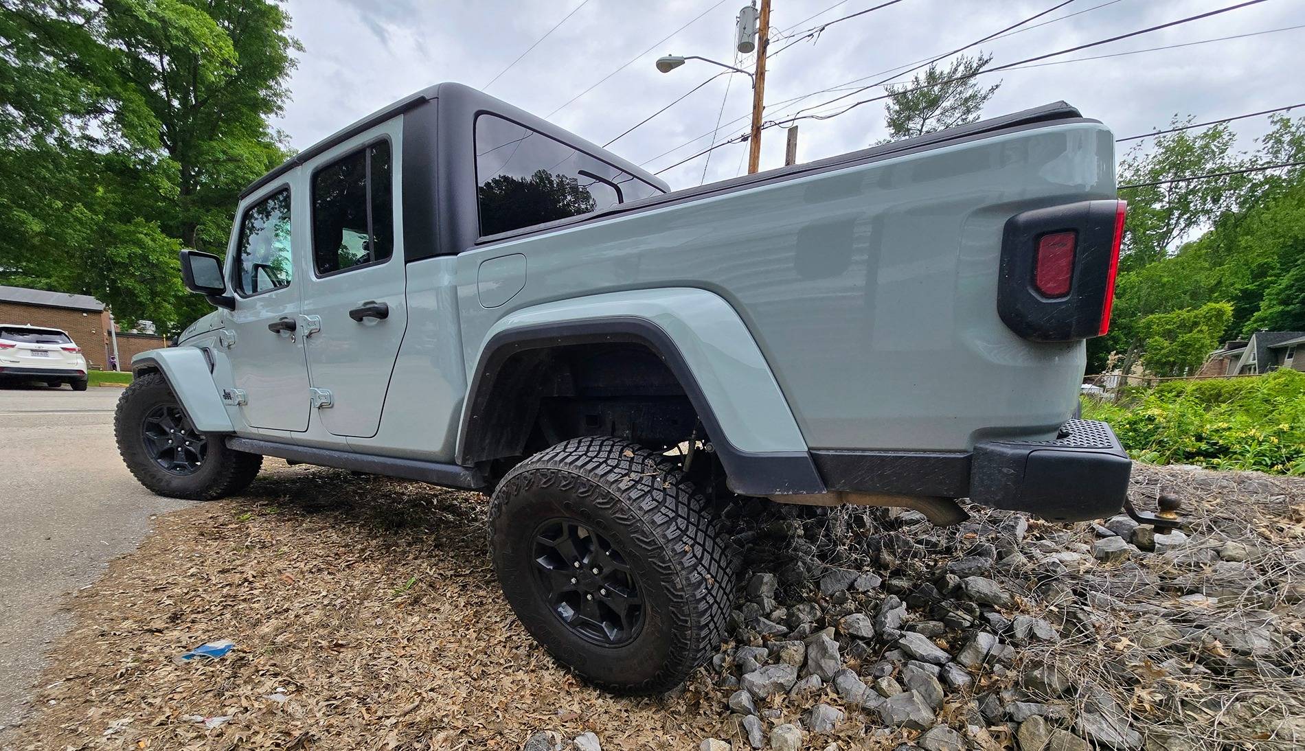 Jeep Gladiator Lets see all those Gladiators with lifts and bigger tires! 20250522_130737~2