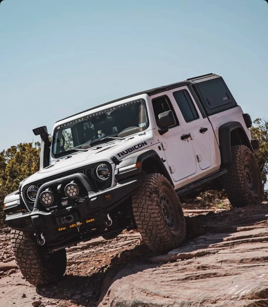 Jeep Gladiator BRIGHT WHITE Gladiator JT Club IMG_6795