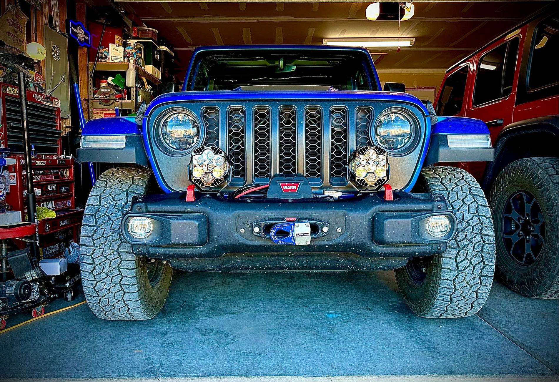 Jeep Gladiator Whose front bumpers are these? JT Front