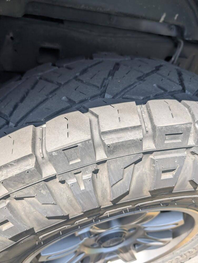 Jeep Gladiator Feeler - 18 Nitto Ridge Grapplers with Alpha wheels 1750186312217-qe