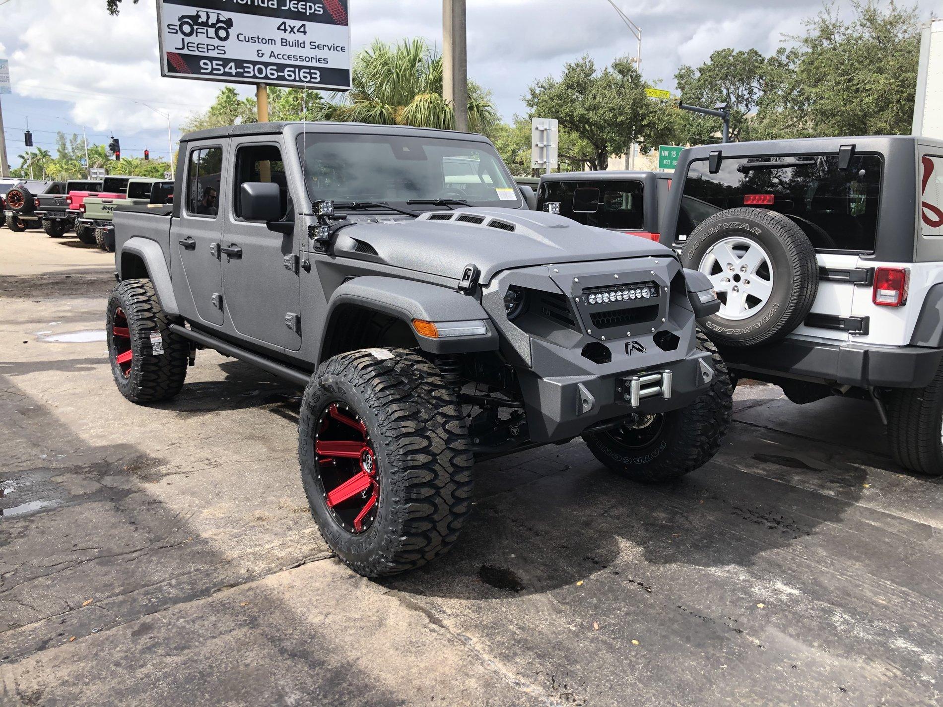 Jeep Gladiator SHOW ME YOUR WHEELS! B8814DD4-84C7-4A49-BFEC-3802604AF5FF