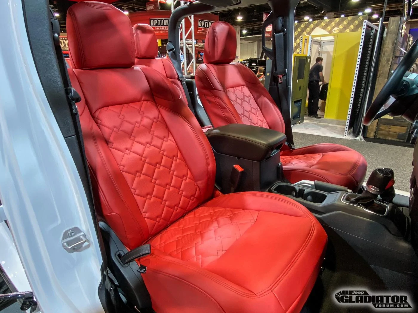 Jeep Gladiator BMS Off-Road Gladiator Build [SEMA 2019] BMS-Off-Road-Jeep-Gladiator-Build-SEMA-2019-11