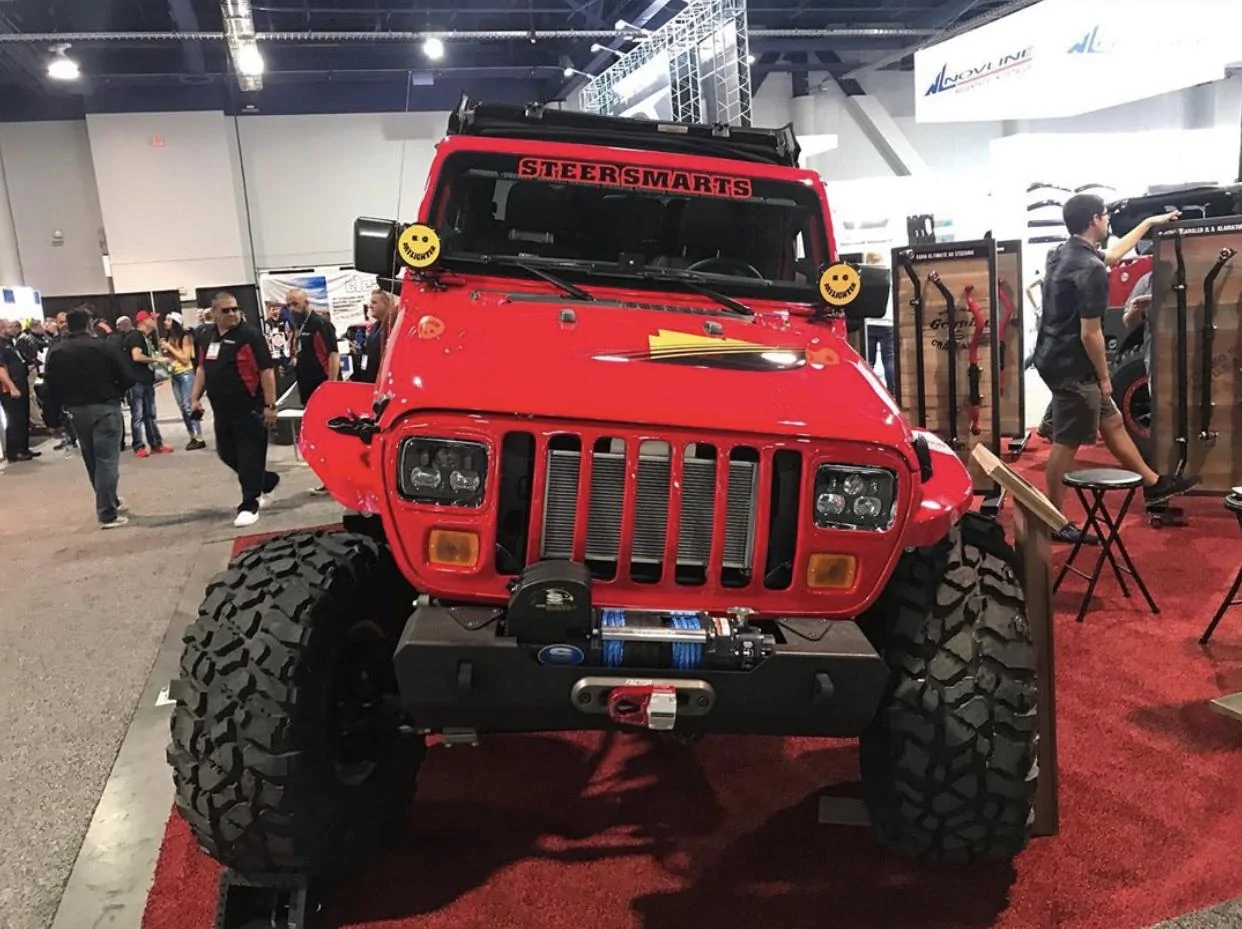 Jeep Gladiator FIRECRACKER RED Gladiator JT Club 0A068220-479B-4DCD-B155-5D6ADEC232F6
