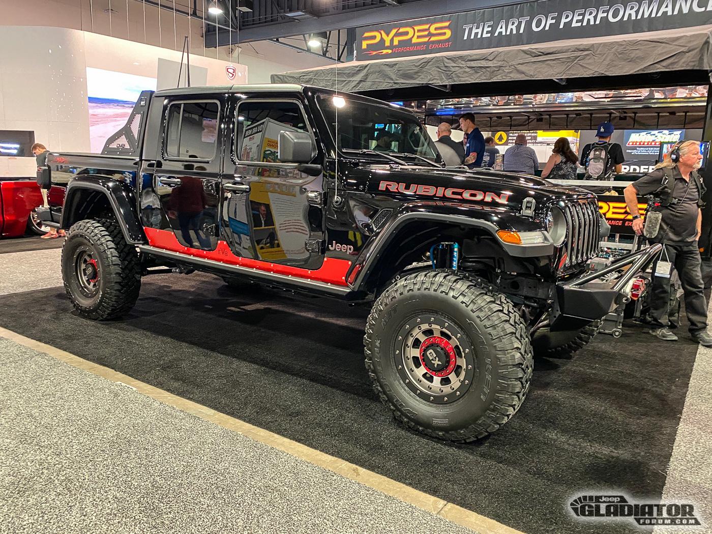Jeep Gladiator SoMad4x4 Gladiator Rubicon Build [SEMA 2019] SoMad4x4-Gladiator-Build-SEMA-2019-5