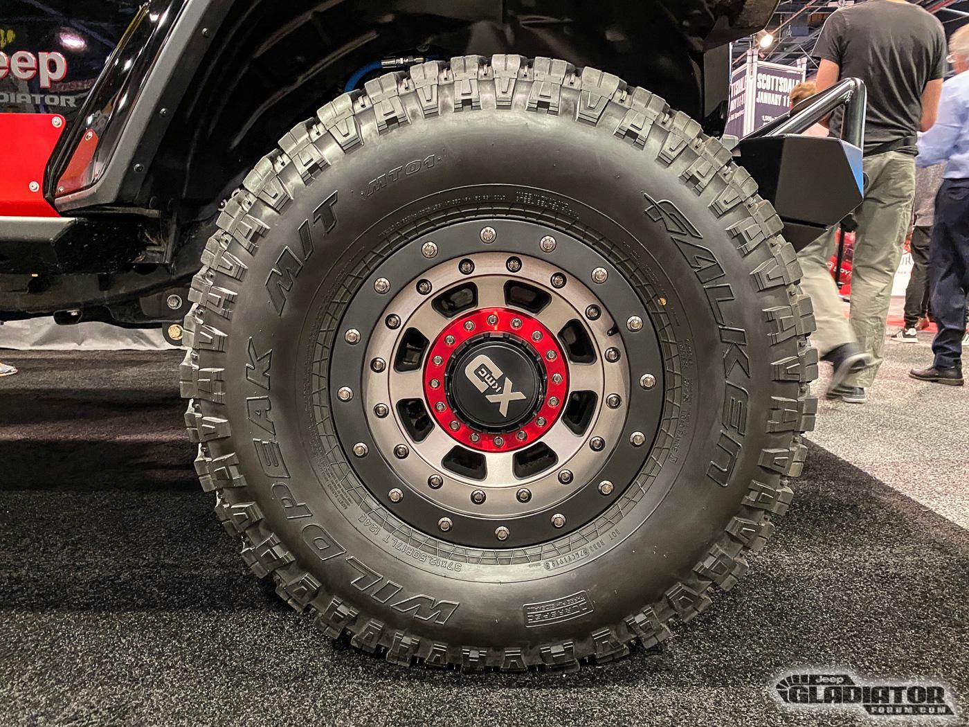 Jeep Gladiator SoMad4x4 Gladiator Rubicon Build [SEMA 2019] SoMad4x4-Gladiator-Build-SEMA-2019-6