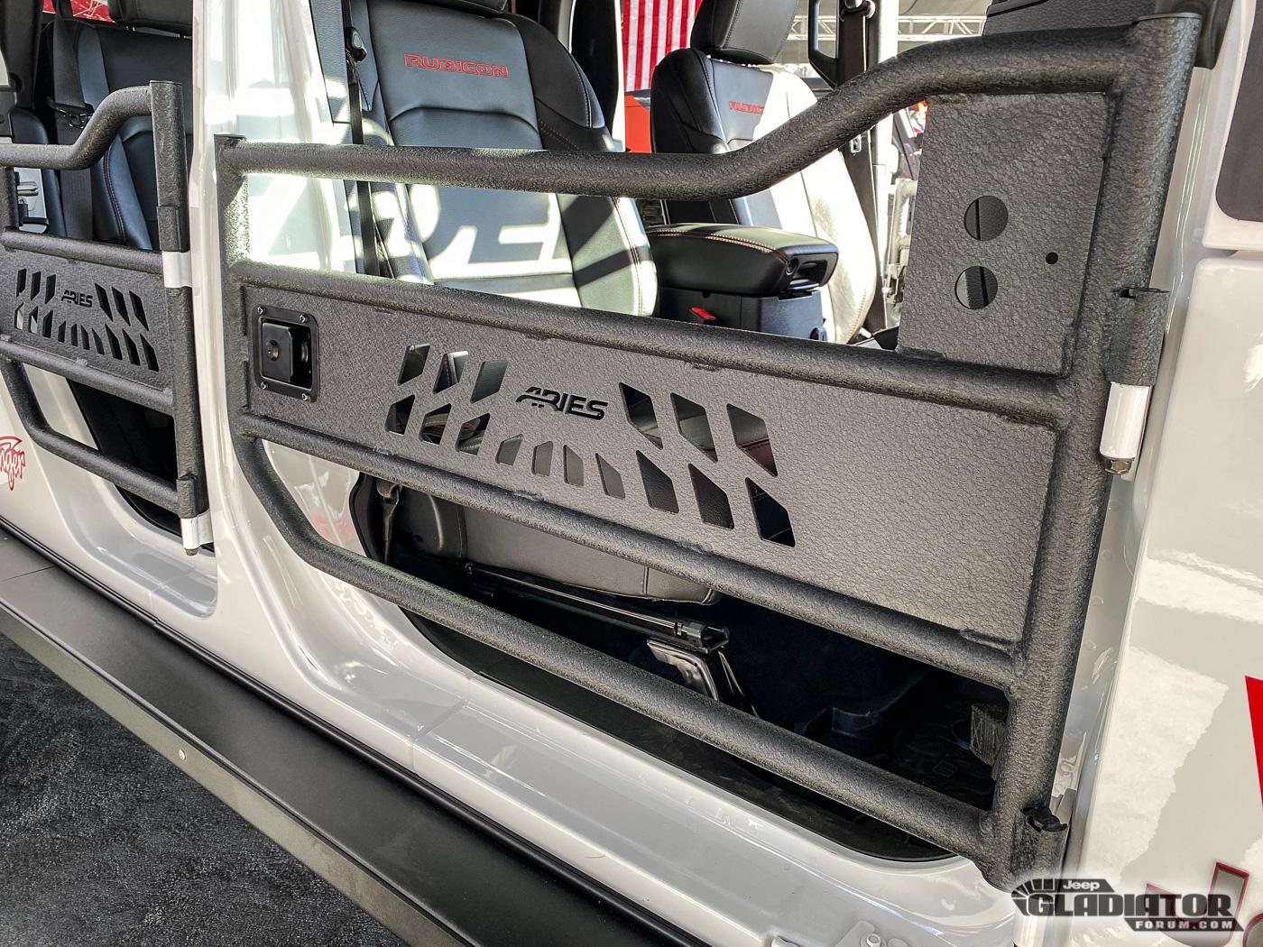 Jeep Gladiator Federal Tyres Gladiator Build [SEMA 2019] Federal-Tyres-JT-Gladiator-Build-SEMA-2019-9