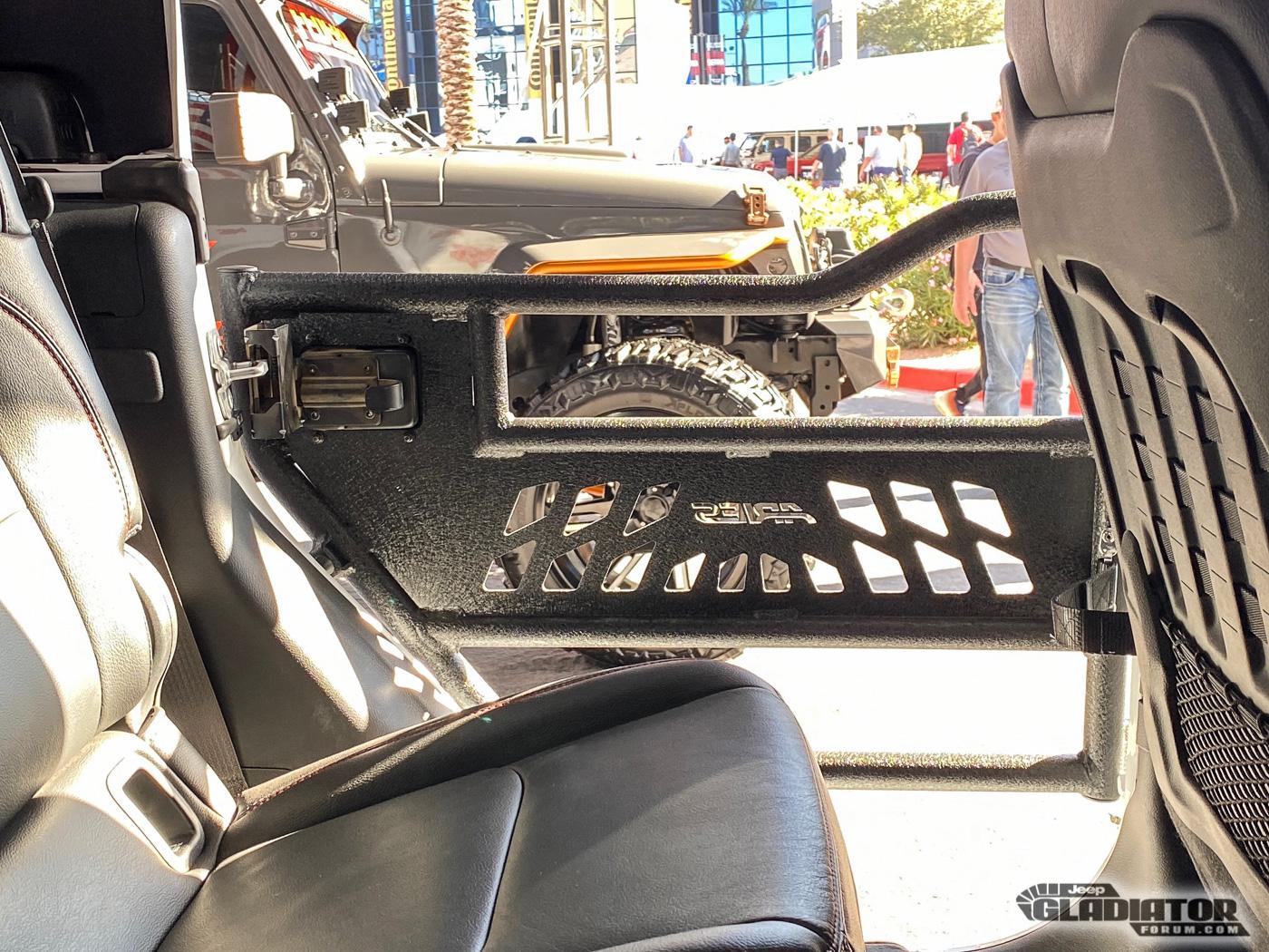 Jeep Gladiator Federal Tyres Gladiator Build [SEMA 2019] Federal-Tyres-JT-Gladiator-Build-SEMA-2019-11