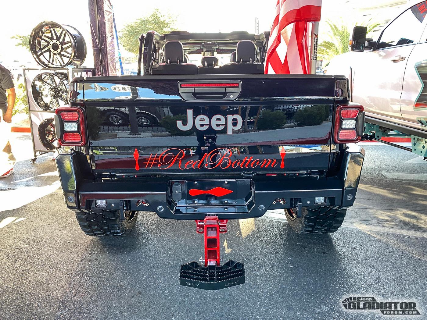 Jeep Gladiator Xtreme Mudder Gladiator Build [SEMA 2019] Xtreme-Mudder-Gladiator-Build-SEMA-2019-15