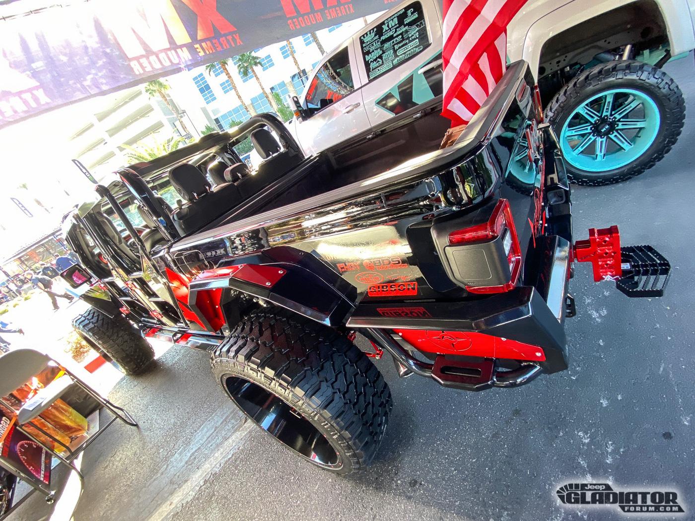 Jeep Gladiator Xtreme Mudder Gladiator Build [SEMA 2019] Xtreme-Mudder-Gladiator-Build-SEMA-2019-16